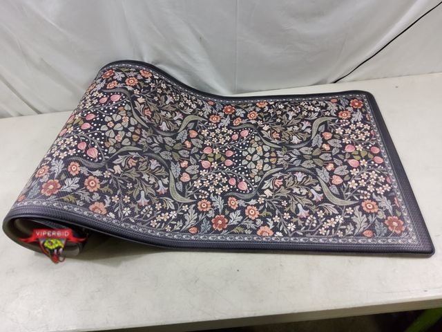 Lot 7-133065 - Anti-Fatigue comfort mat. 71" X 23".