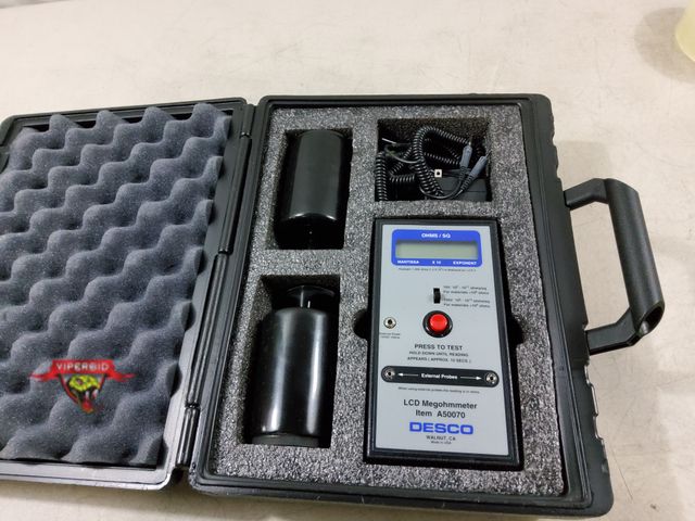 Lot 7-133417 - Desco LCD Megohmmeter / resistivity test kit. Model 19770.
