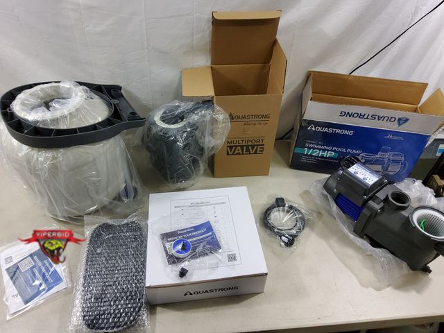 Lot 7-131373 - Retail $180! Aquastrong Sand Filter Pump Model#: SFPV120T.l 1/2hp Pump and 6-way Valve.