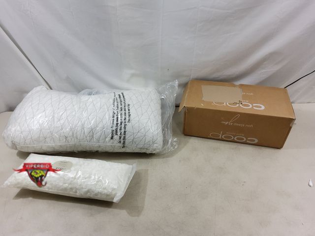 Lot 7-130631 - Coop 18" X 28" Adjustable Pillow.