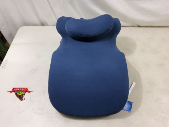 Lot 7-130110 - Moonyody ergonomic wedge pillow.