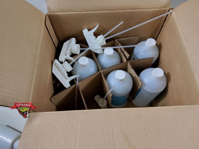 Lot 7-134497 - NEw! (5) Desco 32 oz. Reztore antistatic coating.