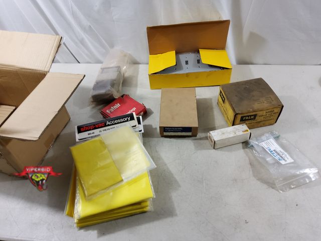 Lot 7-133487 - Lot of miscellaneous industrial type items as shown.