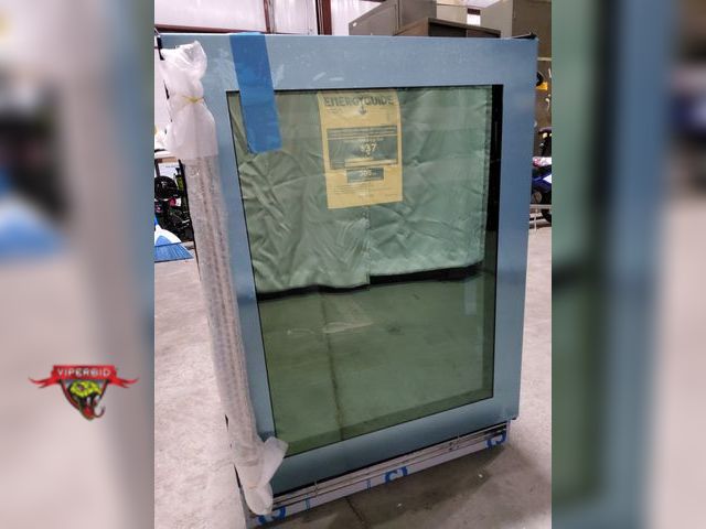 Lot 7-132943 - U-Line UHBV124-SG01A is a 24” Stainless framed glass door with black cabinet Beverage center with 5....