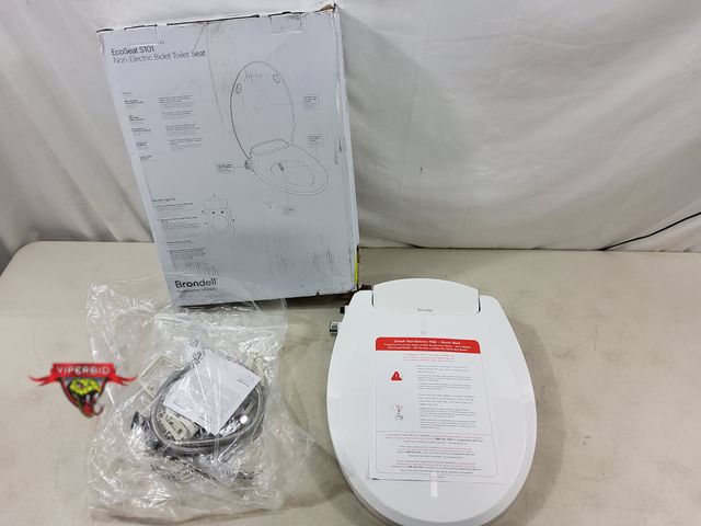 Lot 7-130659 - New! Brondell eco-seat S101 non-electric bidet toilet seat.