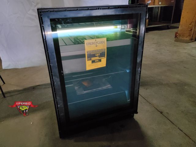 Lot 7-134067 - U-Line UHBV124-IG01A is a 24” Integrated panel ready framed glass door  Beverage center with 5.5 cu....
