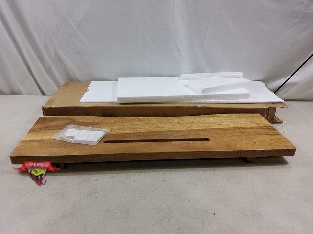 Lot 7-134211 - Wood bathtub caddy. 29-1/2" X 9".