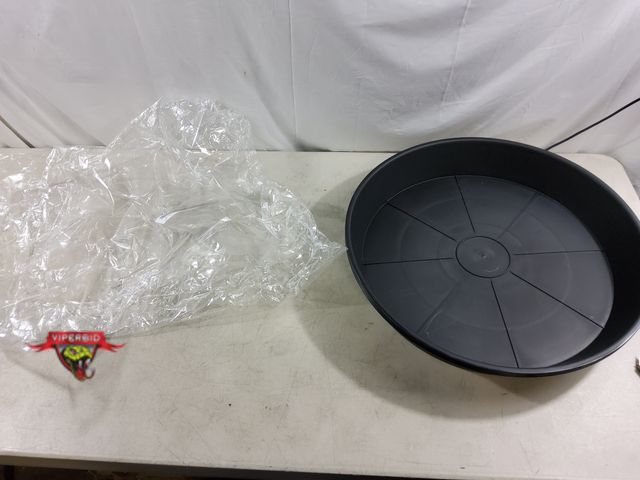 Lot 7-134013 - (3) Plastc Planter Bases. (22"dia x 3-1/4"T)
