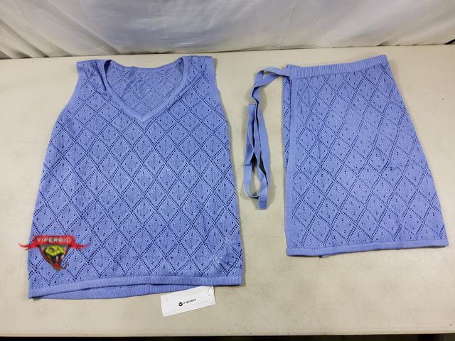 Lot 7-131143 - Fisoew women's 2-piece crochet swimsuit cover up. Size: XXL.  Sky blue.