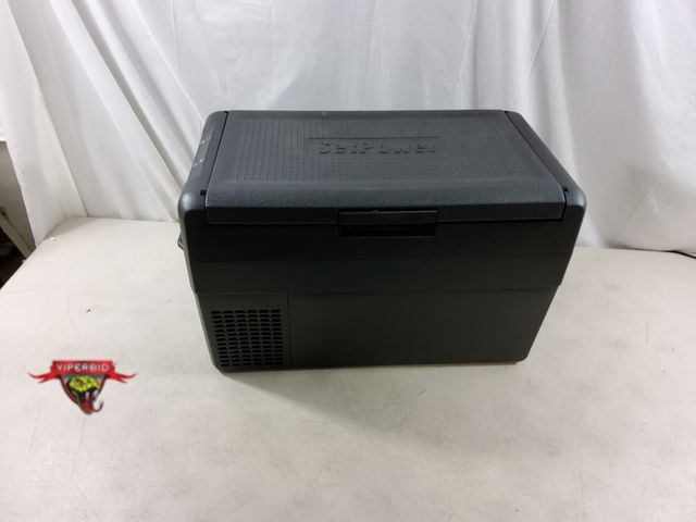Lot 7-135056 - Setpower RF25 12V Refrigerator (27) Quart Portable Electric Cooler. Appears Slightly Used. Tested, T...