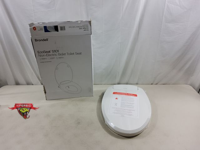 Lot 7-123354 - New! Brondell Ecoseat S101 non-electric bidet toilet seat. Elongated. Plastic.