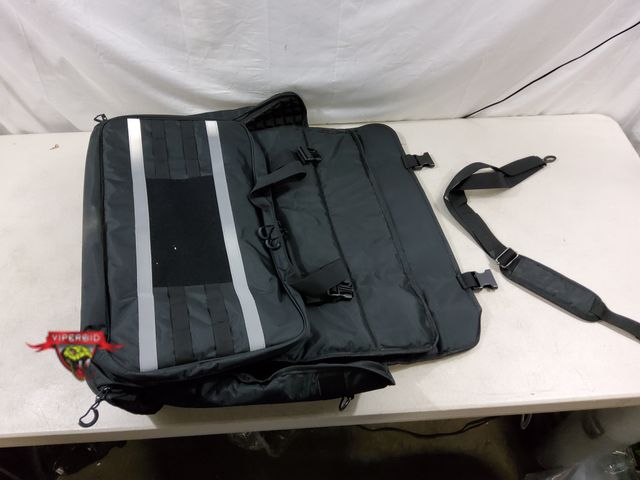 Lot 7-130581 - Retail value $94! 24" iMac desktop computer travel case. Compatible with iMac Monitors and Accessori...