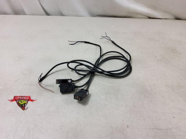 Lot 7-130079 - (3) Allen Bradley photoelectric sensors. Cat. no. 42KC-P2LPSM-A2.