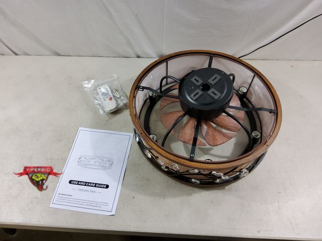 Lot 7-133277 - 20" Ceiling fan with remote.