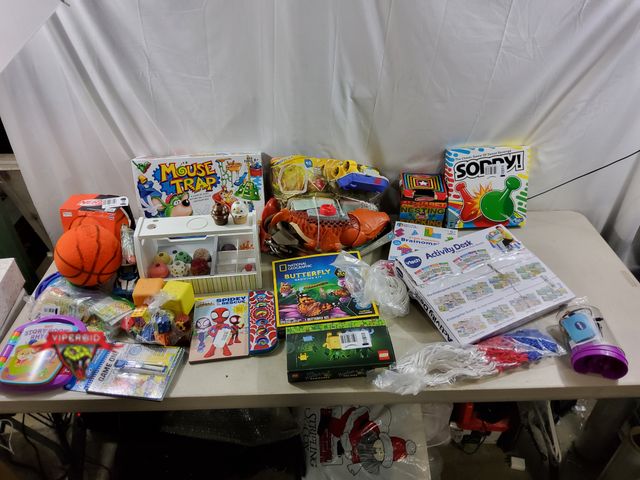 Lot 7-135889 - Missing Pieces, Damaged, New or used. Lot of miscellaneous toys as shown.