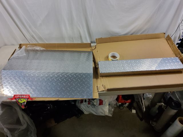 Lot 7-135893 - 31-1/2" X 25" Shed ramp. No hardware.