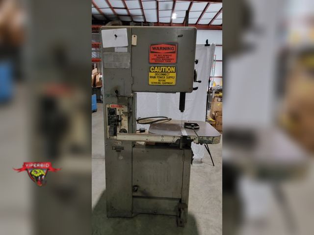 Lot 7-135915 - Grob Inc. 18" Vertical bandsaw. 42"W X 37"D X 75"H.  Table is 24" X 24".  Unable to test.