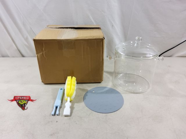 Lot 7-134134 - Borosilicate glass cookware with lid. 6-1/2"H X 7" Dia.