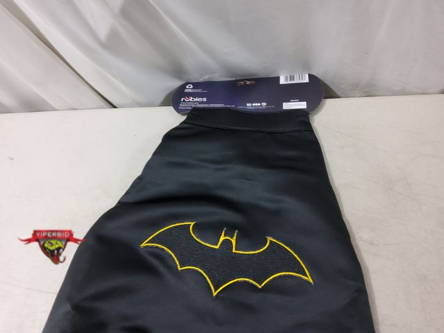 Lot 7-133499 - Rubies Batman child cape. 6+.