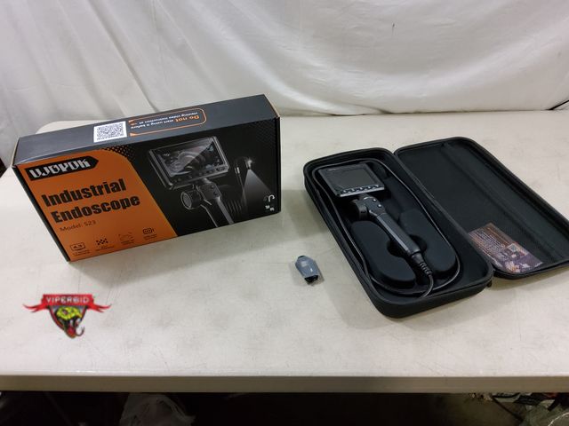 Lot 7-130265 - Ujoyok two-way articulating endoscope with snake scope camera. 1080P HD Camera. 4,3" screen.  Model ...