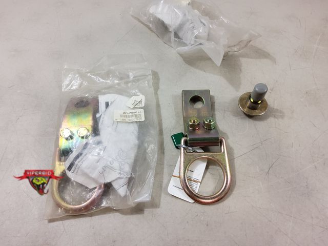 Lot 7-131518 - (2) MSA Fall Protection 506673 Swivel D-Ring Anchorage Connectors.