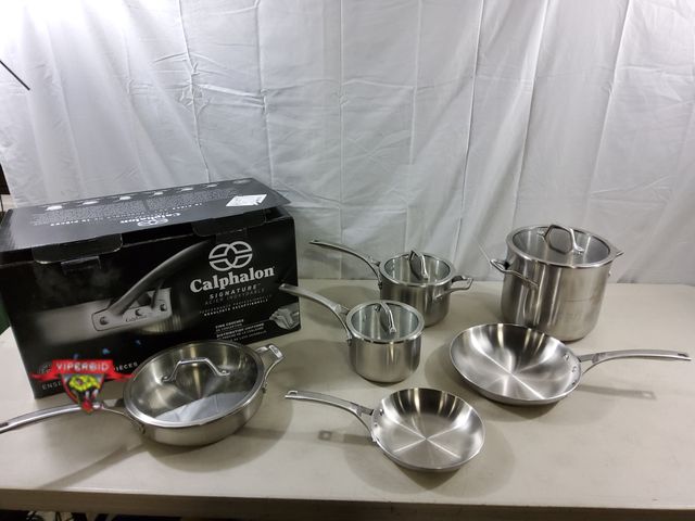 Lot 7-119682 - 10-Piece Calphalon Signature Series Stainless Steel cookware set. Includes 8" &amp; 10" Omelette pan...