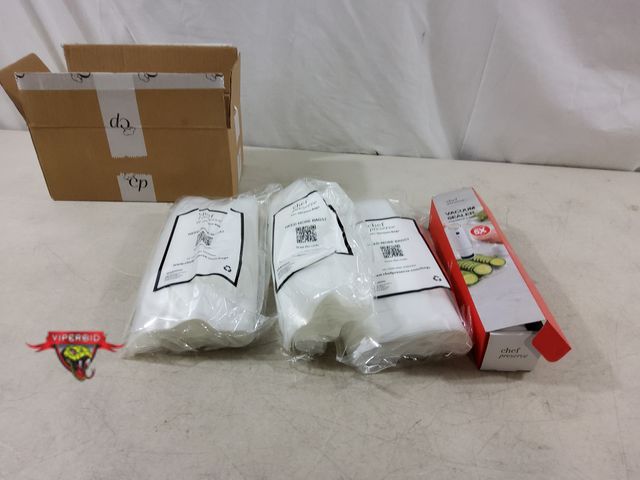 Lot 7-133607 - Retail value $99! New! Chef Preserve Compact Vacuum Sealer for Food (Vacuum Sealer Machine + 30 Reus...