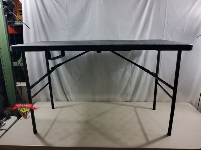 Lot 7-131077 - New! Foldable 4 ft. Plastic picnic table.