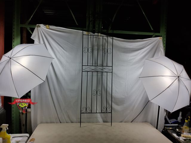 Lot 7-133860 - Metal garden trellis. Overall dimensions:  19-1/2" X 70-1/2".