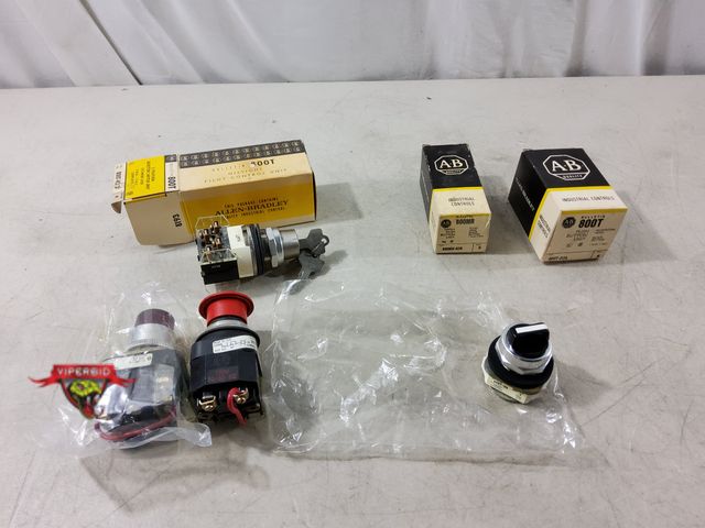 Lot 7-133483 - (6) Assorted Allen Bradley parts as shown.
