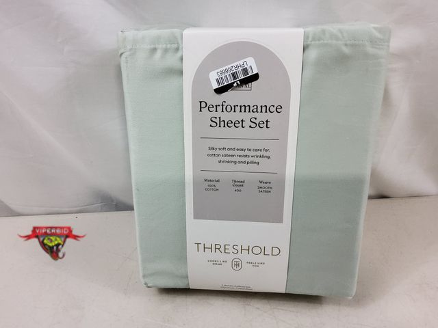 Lot 7-131649 - Threshold performance sheet set. Twin XL. 100% Cotton - 400 thread count.