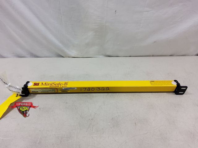 Lot 7-131803 - STI MiniSafe-B transmitter. Model MS4320B-2.