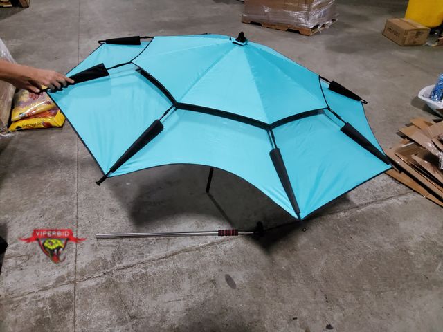 Lot 7-134342 - Garden / Fishing umbrella. Tilts.