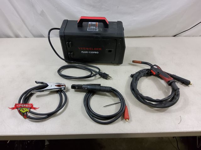 Lot 7-130706 - Yeswlder Flux-135pro mig/stick welder portable welder.