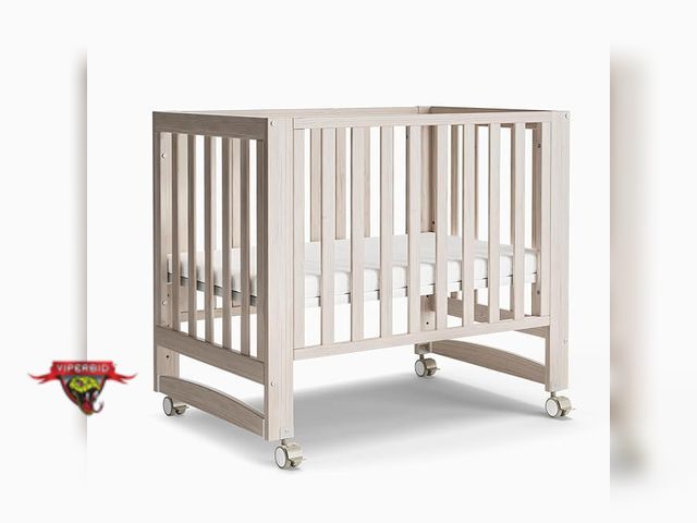 Lot 7-130918 - Retail value $199! Mamazing EvoNest Baby Crib, 3 in 1 Convertible Mini Crib with Wheels. 100% New Ze...