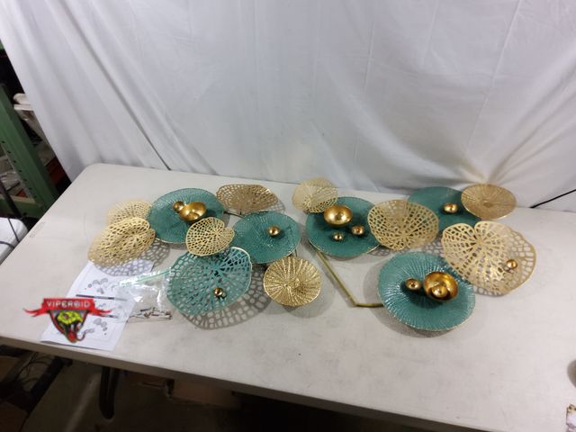 Lot 7-133858 - Metal wall decor. Approx. 51"L X 26"H. Note: Missing 1 nail for hanging.