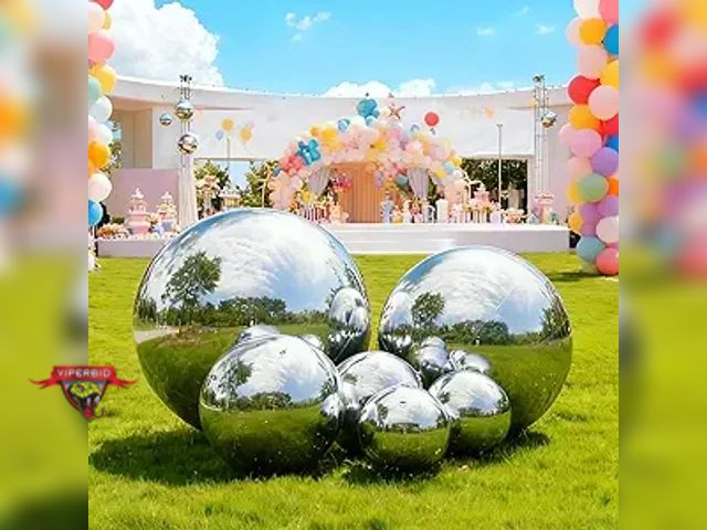 Lot 7-130417 - Looks new! Retail value $500! 6-Piece inflatable mirror balls with pump. Includes (2) 15", (1) 23", ...