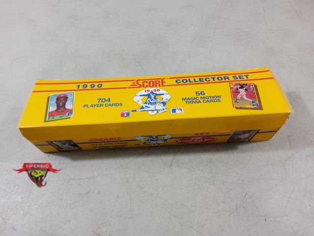 Lot 7-134832 - 1990 Score Collector set. Opened box.