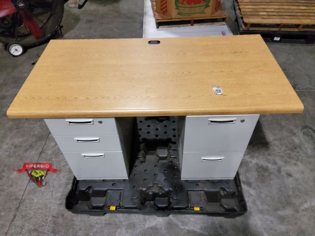 Lot 7-133451 - Metal 5-Drawer desk with removable wood top (not attached). Will come with screws in case you want t...