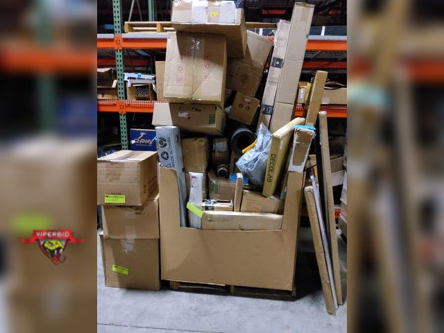 Lot 7-132927 - Extra large box of assorted items (box is NOT included). Mostly customer returns - Accumulative no s...