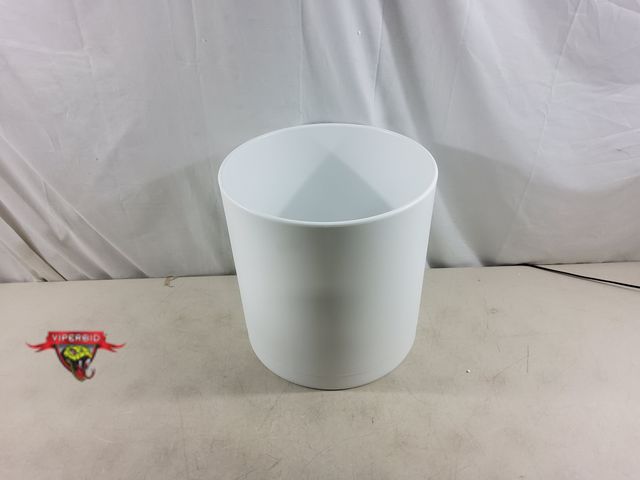 Lot 7-134784 - Giraffe Creation 14 Inch Cylinder Plant Pot. (14"dia. x 14"T)