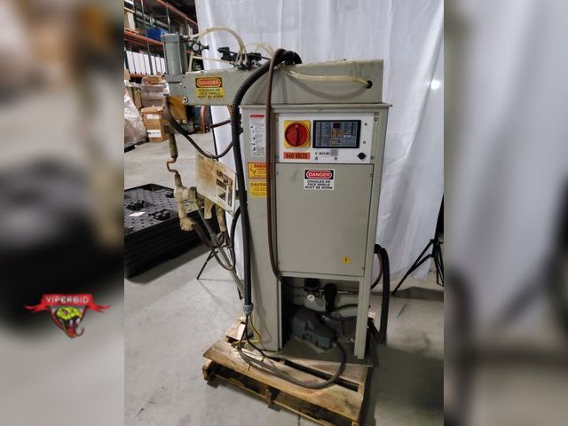 Lot 7-135912 - Lors machinery Tecna spot welder. #4626N. 440 volt. Unable to test.
