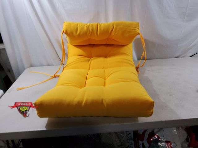 Lot 7-135890 - Yoozeku Outdoor/Indoor High Back Chair Cushion, Waterproof All-Weather Stuffed High Rebound Foam Adi...