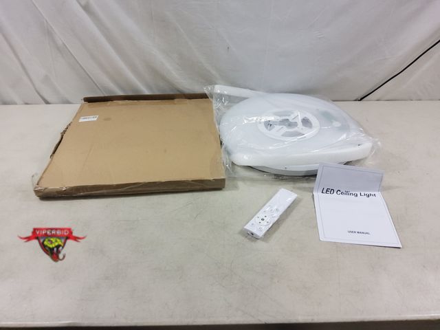Lot 7-132471 - 15" Led flush mount ceiling light with remote.