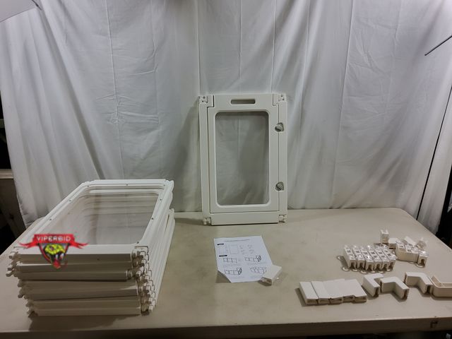 Lot 7-123697 - 10-Panel Acrylic pet playpen. 23-5/8"H.