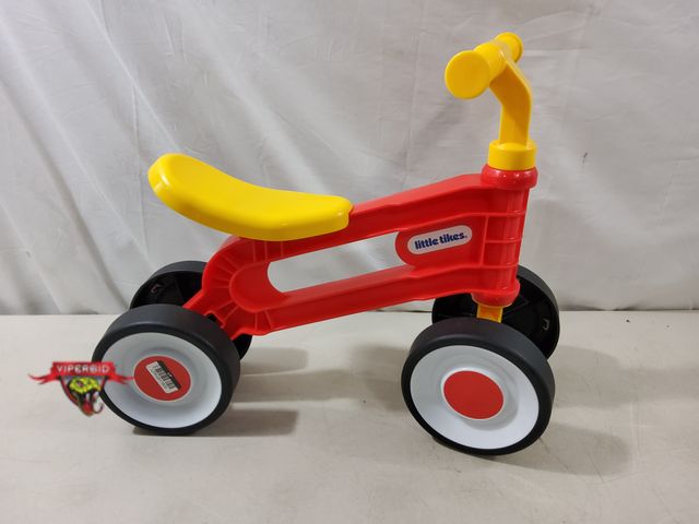 Lot 7-131434 - New! Little Tikes Scoot and Steer Bike.