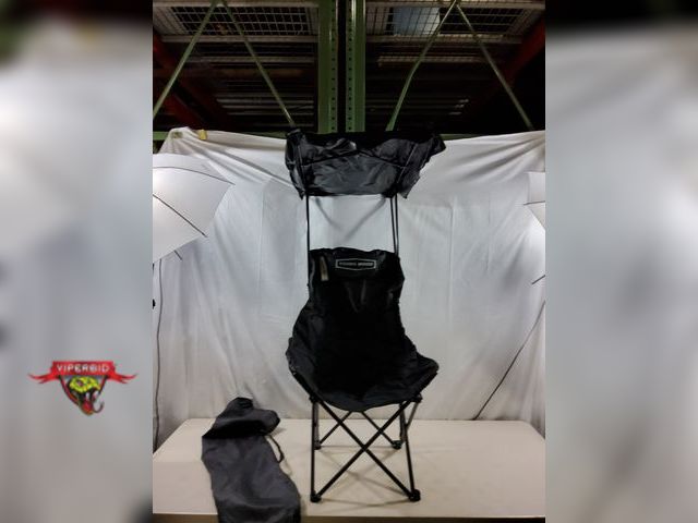 Lot 7-131100 - Young Wood foldable camping chair with canopy.