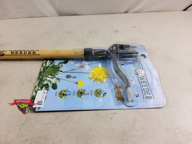 Lot 7-133928 - The Original Grampa's Weeder weed removal tool.