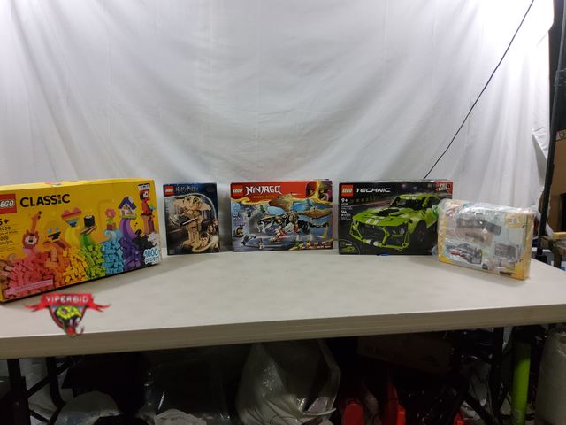 Lot 7-130363 - All incomplete. Lot of (5) Assorted legos.