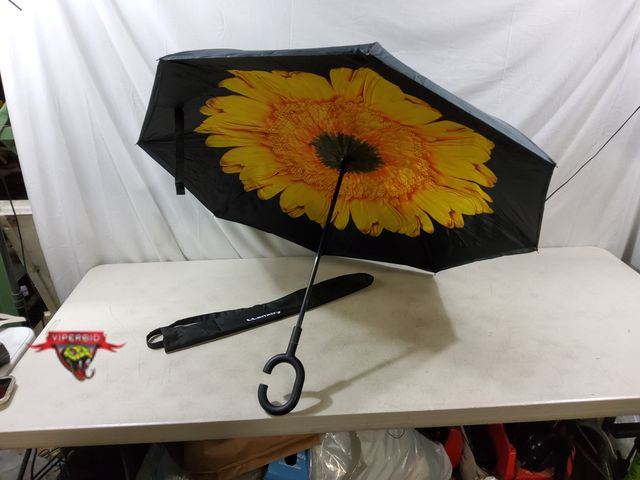 Lot 7-133253 - Llanxiry inverted umbrella.